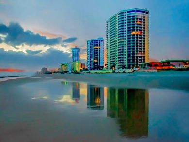Daytona Beach Vacation Condo Sleeps Six Guests